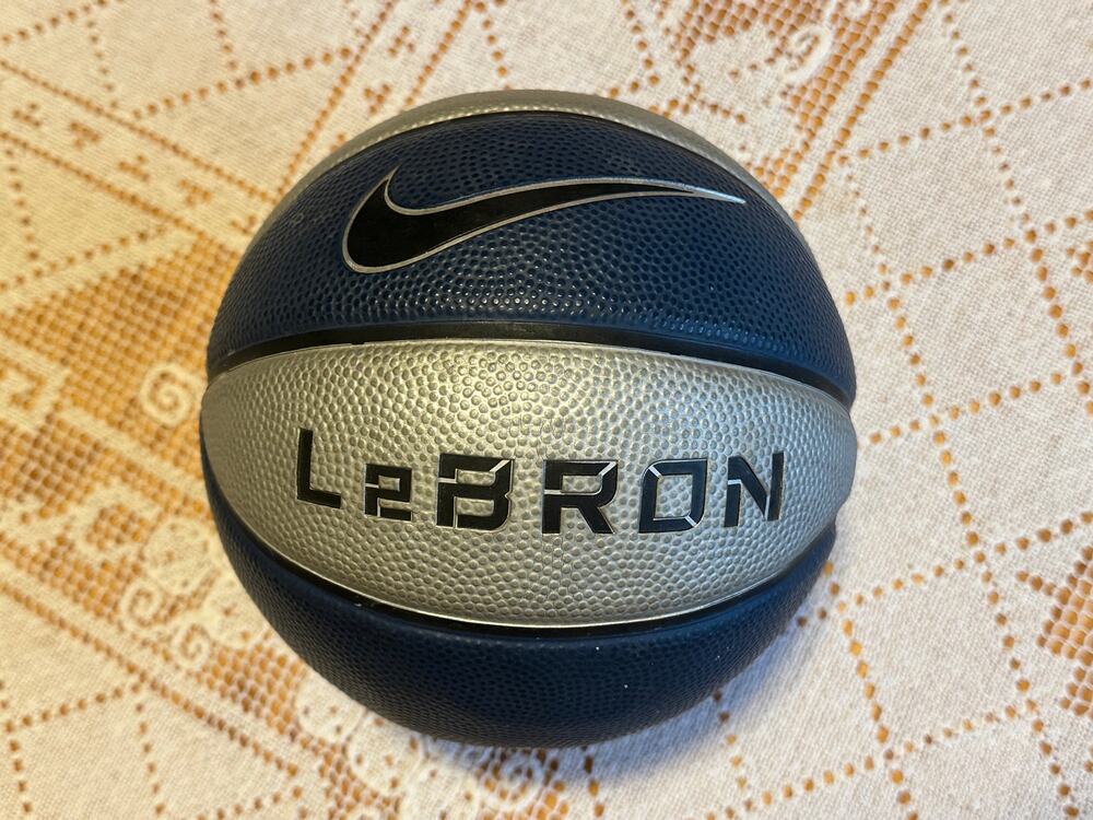 Nike LeBron James Skills Mini Basketball Navy Blue Silver Rubber Size 3 BB0199